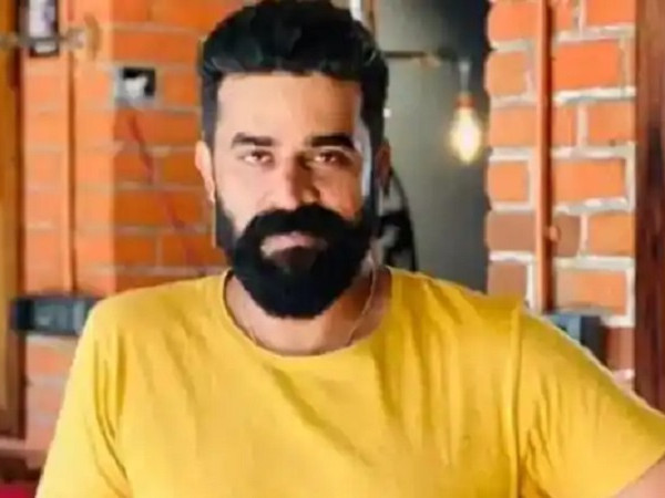 मलायालम अभिनेता विजय बाबु बलात्कार आरोपमा पक्राउ, नायिकाले दिएकी थिइन् उजुरी